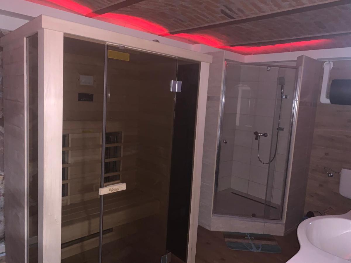 Balaton Wellness Tom Cat Nyaralo 1 Wellness Es 1 Gyermekbarat Apartmannal Kovagoors Dış mekan fotoğraf